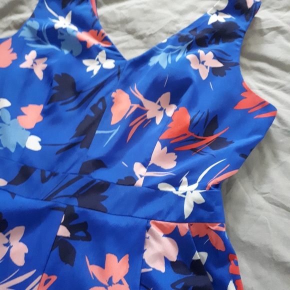 Vince Camuto Jumpsuit - Picture 5 of 5